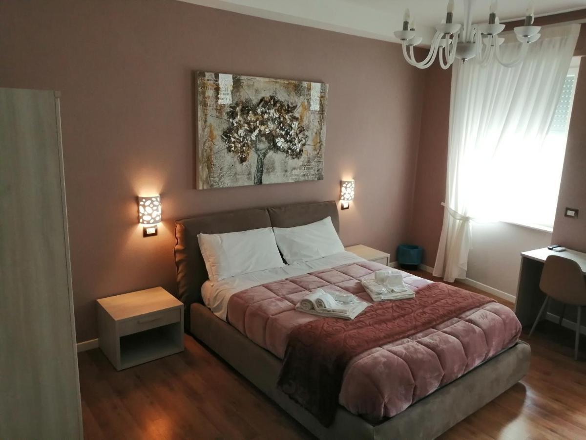 Km 0 dal Centro Hotel Pitigliano Bagian luar foto
