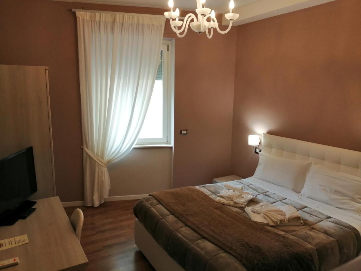 Km 0 dal Centro Hotel Pitigliano Bagian luar foto